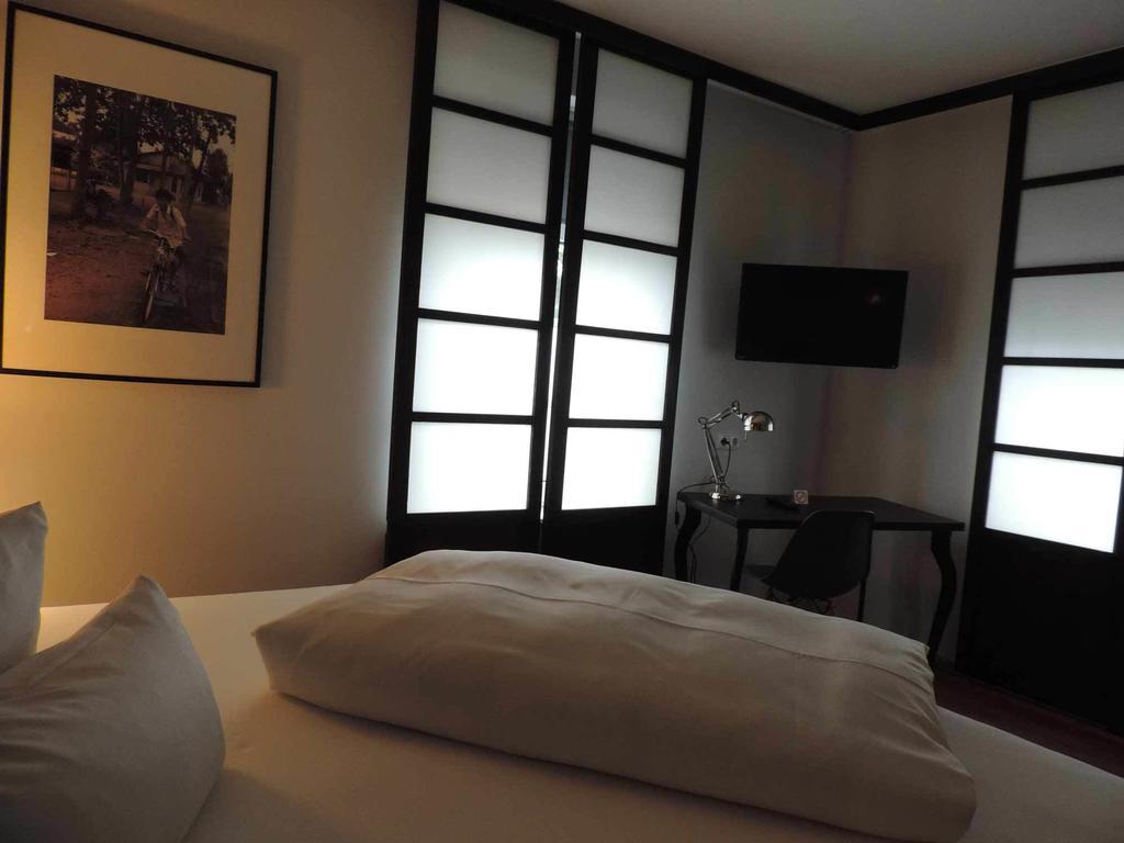 Hotel zur Amtspforte Stadthagen Zimmer foto